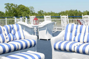 Spacious Sundeck